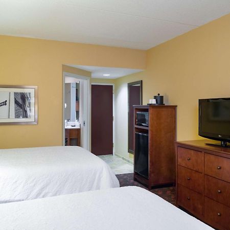 Larkspur Landing Carlisle Hotel Exterior foto