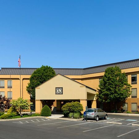 Larkspur Landing Carlisle Hotel Exterior foto