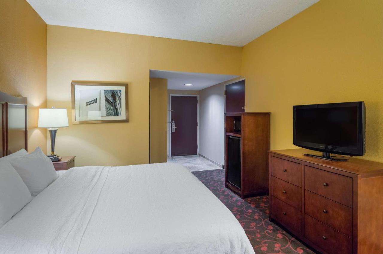 Larkspur Landing Carlisle Hotel Exterior foto